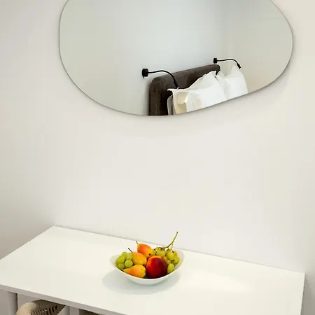 Upartments 2* Potos