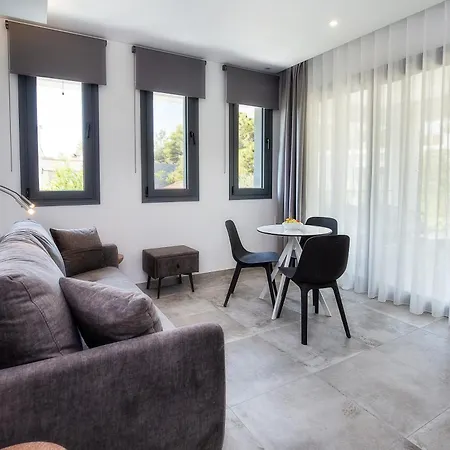 公寓式酒店 Upartments 3*