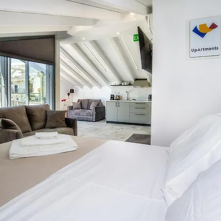 Upartments بوتوس