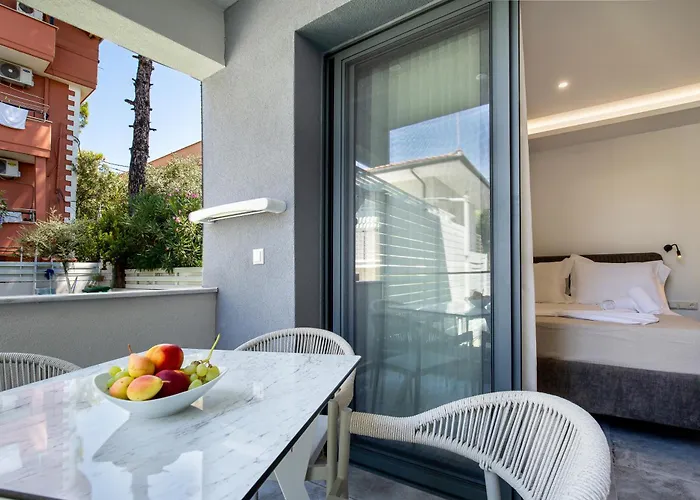 Upartments Aparthotel 3*