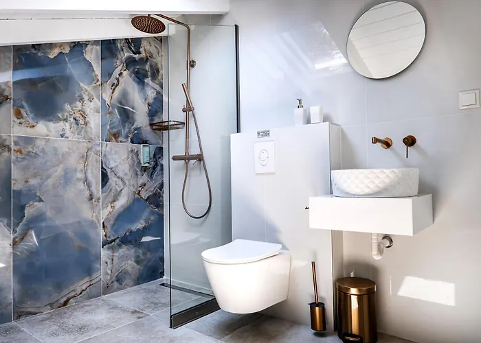 Upartments Aparthotel 3*